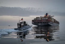 EU analiza propuesta de Irán para reabrir el estrecho de Ormuz