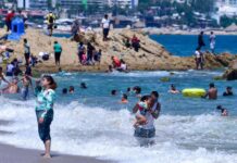 Reportan muerte de 4 turistas en Acapulco por ‘mar de fondo’
