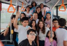 Ofrecen Toño Astiazarán y Patty Ruibal a niñas y niños diversión y experiencias formativas en el ChiquiFest 2026