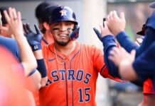 Isaac Paredes llega a los 100 jonrones en las Grandes Ligas