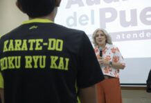 EN AUDIENCIA DEL PUEBLO APOYA PRESIDENTA CLAUDIA SANTACRUZ A JOVEN KARATECA QUE REPRESENTARÁ A CAJEME EN JUEGOS PANAMERICANOS