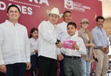 Gobernador Durazo acerca gobierno, becas y apoyos a comunidades del noroeste de Sonora