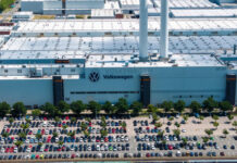 Volkswagen analiza eliminar hasta 50 mil empleos en todo el mundo