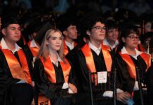 Egresan más de 230 mil estudiantes en 50 años de Cobach Sonora