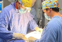 Realizan con éxito cirugía de escoliasis juvenil
