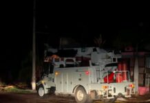 SAN CARLOS Y GUAYMAS SIN LUZ POR FUERTES VIENTOS