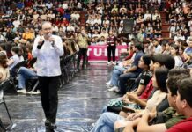 Gobernador Durazo garantiza con becas permanencia universitaria de 14 mil estudiantes de Cajeme y Navojoa