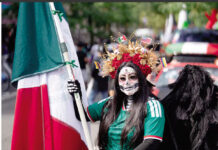 Acecha ICE a paisanos en festejos patrios; temor por operativos