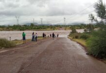 Autoridades piden no intentar cruzar el arroyo de San José por fuerte corriente de agua