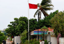 Huracán ‘Polo’ provoca compras masivas y fuertes lluvias en Acapulco