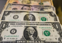 Mercados sin la referencia de Wall Street, con cautela y precios del petróleo al alza