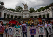 Ayotzinapa sigue como “prioridad de Estado”; reportan 37 acciones de búsqueda en el Segundo Informe de Gobierno