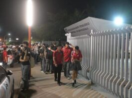 Entrega Toño Astiazarán corredor Camina Segura en las Bugambilias