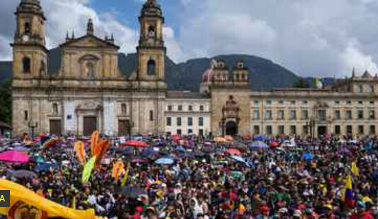 Repudian miles de colombianos a De la Espriella y defienden reformas sociales